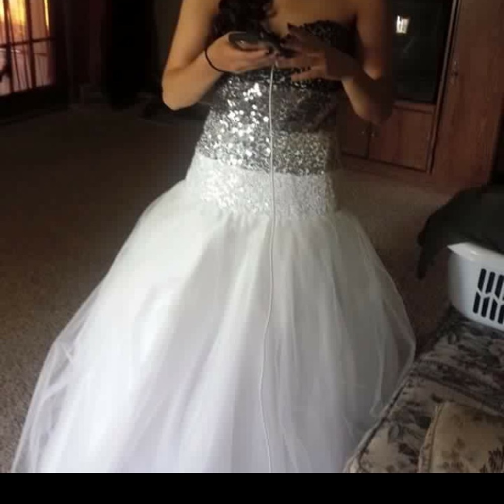 Prom dress